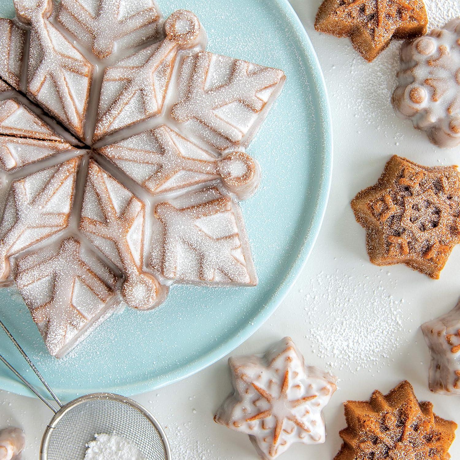 imageNordic Ware Frozen Snowflake Cakelet Pan