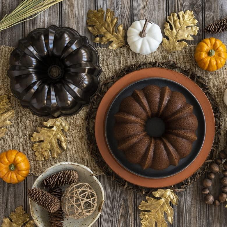 imageNordic Ware Original Bundt 12Cup SilverBronze