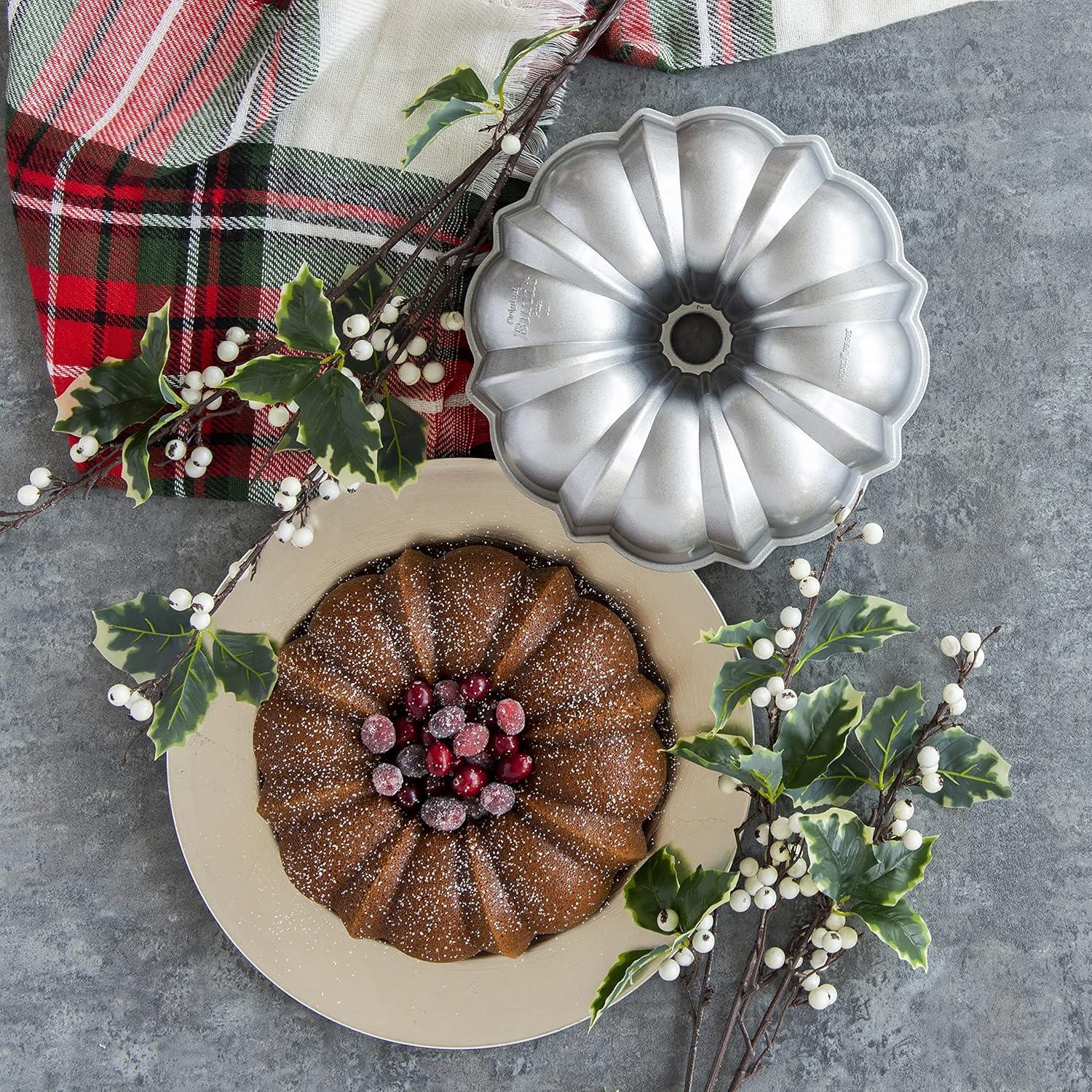 imageNordic Ware Original Bundt 12Cup SilverSilver