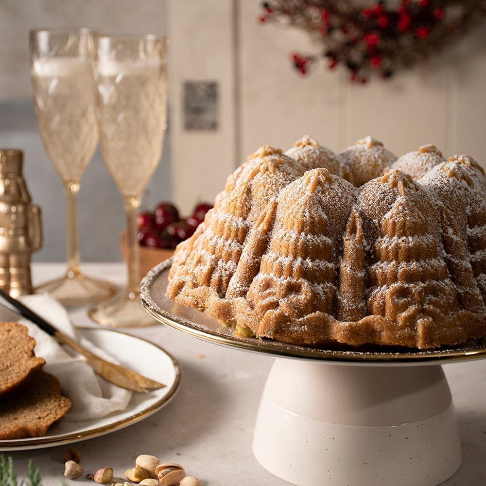 imageNordic Ware Verry Merry Bundt