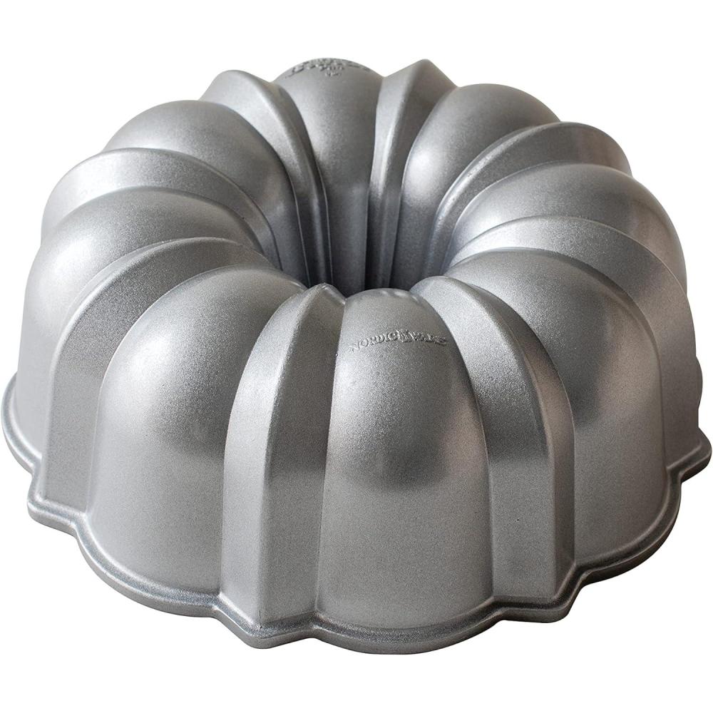 imageNordic Ware Original Bundt 12Cup SilverSilver