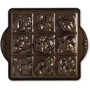 imageNordic Ware Seasonal Squares Pan