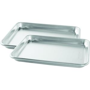 imageNordic Ware Naturals Quarter Sheet with LidQuarter Sheet  2Pack